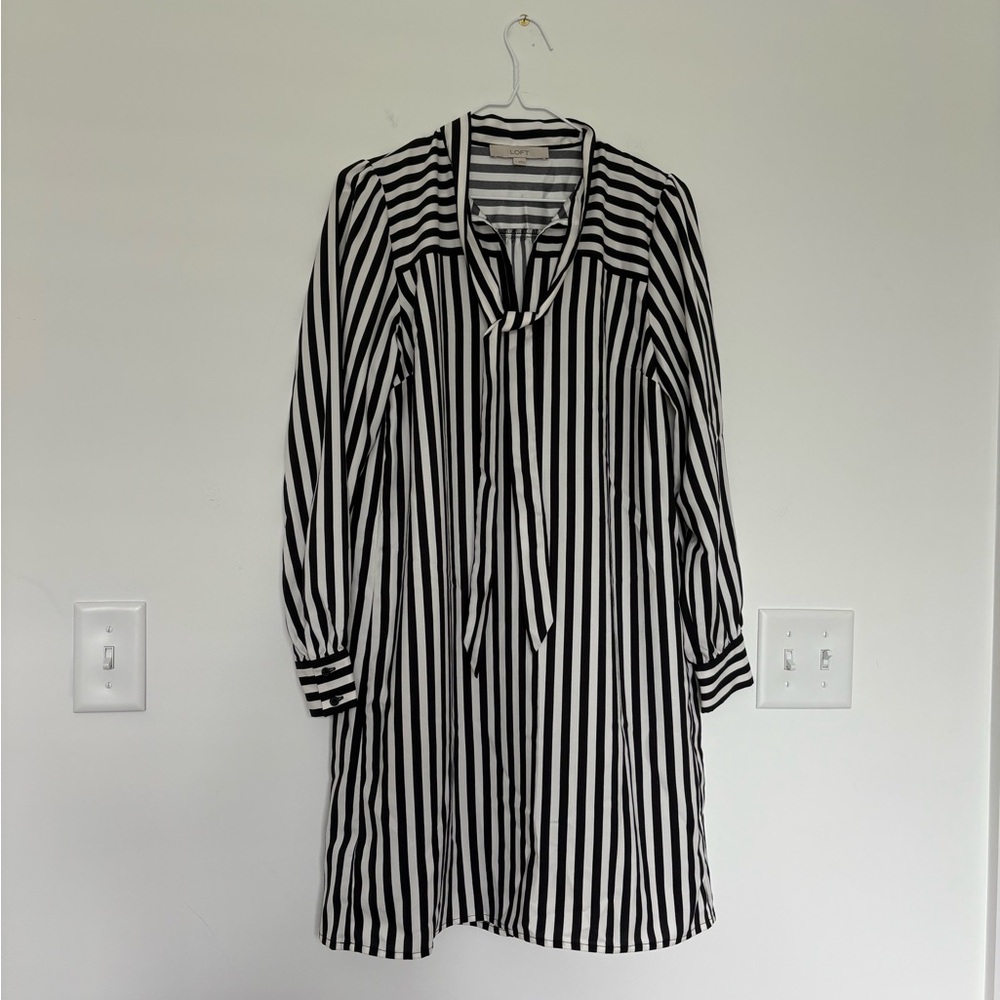 LOFT Monochrome Striped Long Sleeve Dress
